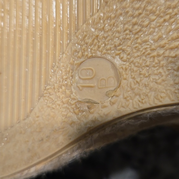 COACH MEGAN BLACK AND SILVER LOGO WEDGE ESPADRILLES. SIZE 10B. - Picture 14 of 16